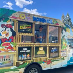 Kona Ice of W. Clovis - The cute colorful truck