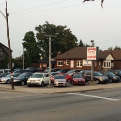 Daleo Motors - 1575 Main St. E. Hamilton, ON  L8H 1C4  Corner of Main and Fairfield