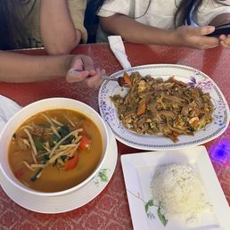 Pad See Ew, Red Curry Pad See Ew, Red Curry