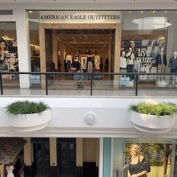 Exterior photo of American Eagle Outfitters - Merrillville, Indiana Exterior photo of American Eagle Outfitters - Merrillville, Indiana