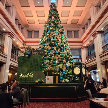The Marshall Field's Walnut Room - Tree in the Walnut Room - American Near Me - Chicago, Illinois The Marshall Field's Walnut Room - Tree in the Walnut Room - American Near Me - Chicago, Illinois