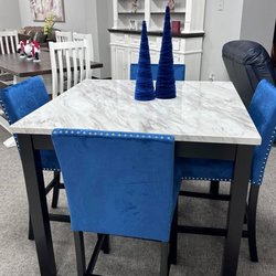 Hometown Furniture