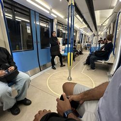 Métro Guy-Concordia - 7/12/24 - Our Train Ride
