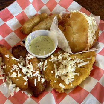 Amaizing Arepa Bar - Venezuelan Near Me - Saint Louis, Missouri Amaizing Arepa Bar - Venezuelan Near Me - Saint Louis, Missouri
