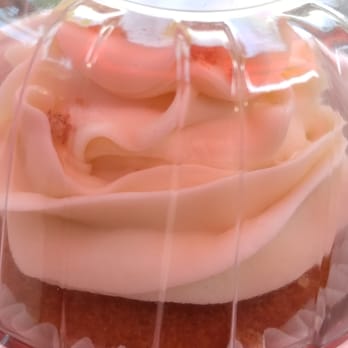 The Upper Crust Sandwich Shoppe - Apple cupcake - Delis Near Me - Riverside, California The Upper Crust Sandwich Shoppe - Apple cupcake - Delis Near Me - Riverside, California
