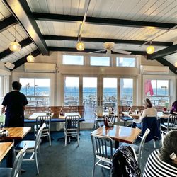 Bay Cafe - The bayside location is just beautiful: blue, vast, and very calming. Dining al fresco a must if you can.