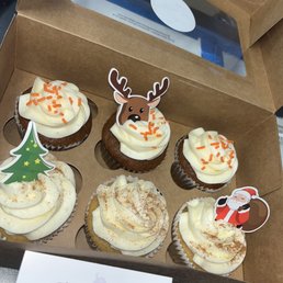 Pumpkin spice & Carrot cake cupcakes