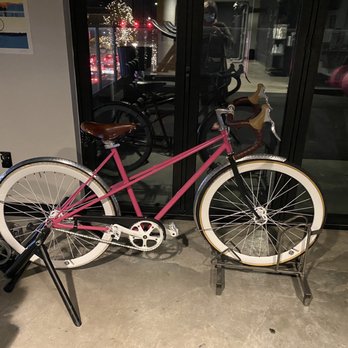 Moxy Denver Cherry Creek - Stationary bike in the gym. - Hotels Near Me - Denver, Colorado