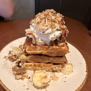 Babica Hen Cafe - Banana Crunch Waffle - Breakfast & Brunch Near Me - Lake Oswego, Oregon