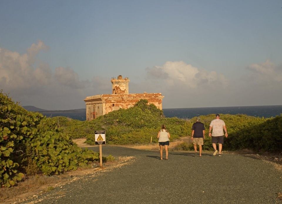 Puerto Ferro Lighthouse Image
