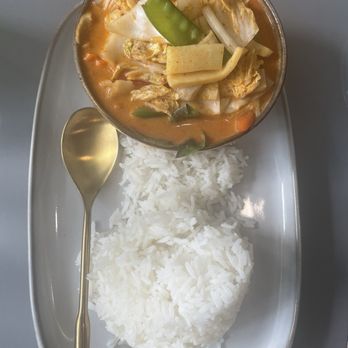 365 Thai & Sushi - Vegetable Red Curry - Thai Near Me - Pembroke Pines, Florida 365 Thai & Sushi - Vegetable Red Curry - Thai Near Me - Pembroke Pines, Florida