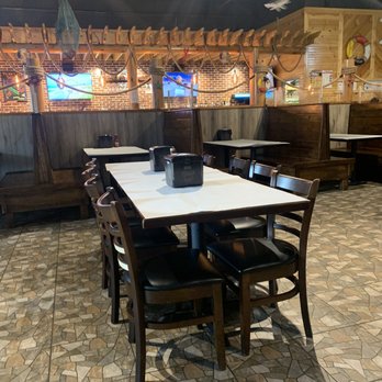 The Juicy Crab Charlotte - Dining area - Seafood Near Me - Charlotte, North Carolina The Juicy Crab Charlotte - Dining area - Seafood Near Me - Charlotte, North Carolina