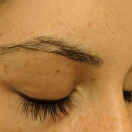 She messed up and told me it wasn't her. I know my brows, and I know I didn't walk in to the store with that part missing She messed up and told me it wasn't her. I know my brows, and I know I didn't walk in to the store with that part missing