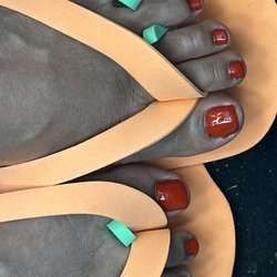 Top Nails & Spa