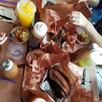 la Barbecue - Barbeque Near Me - Austin, Texas