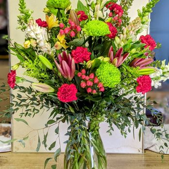 Fallbrook Florist - Florists Near Me - Fallbrook, California