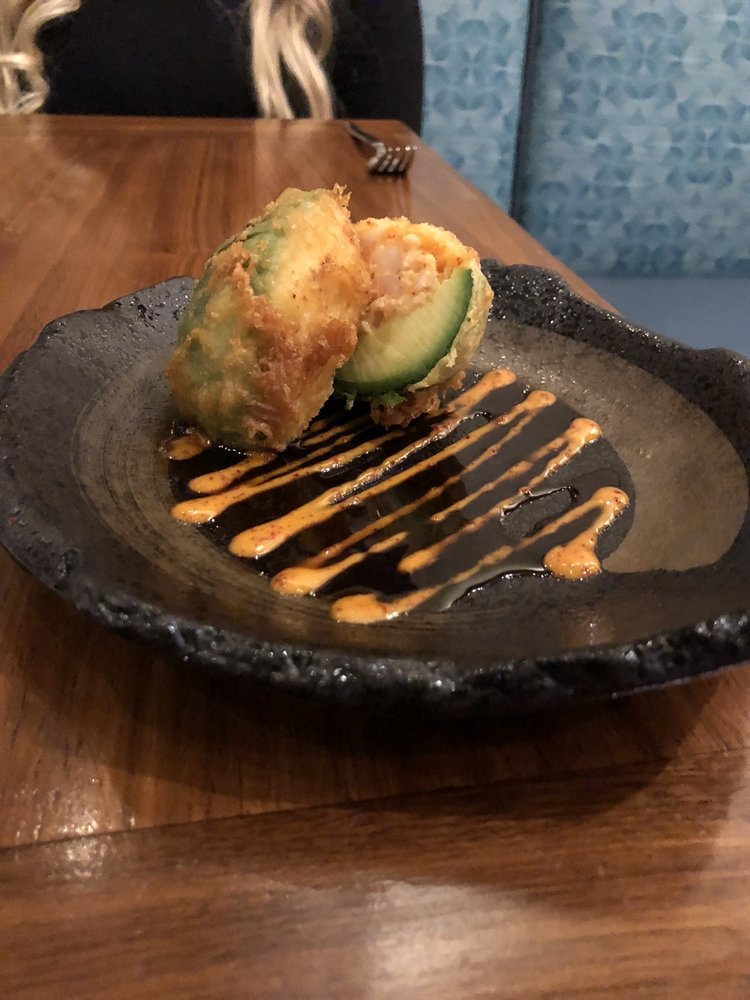 5 Fusion & Sushi Bar
