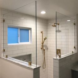 Sandman Glass - Shower Enclosure
Low Iron Glass
Satin Brass Hardware