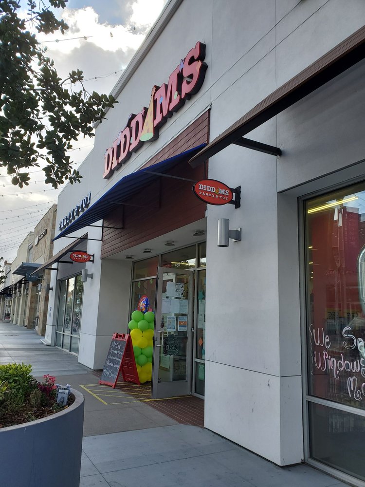 DIDDAMS PARTY AND TOY CLOSED Updated May 2024 52 Photos & 38