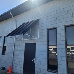 Leo's Awnings & Interiors