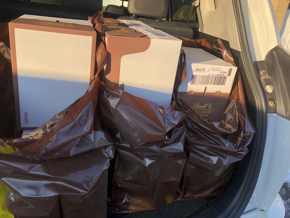 LINDT CHOCOLATE SHOP Updated September 2024 43 Photos & 23 Reviews