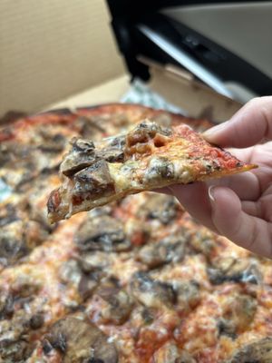 PIZZ'AMICI by null