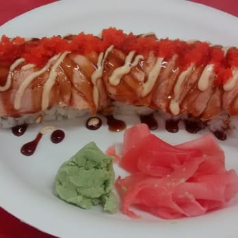 Basa Seafood Express - Pink salmon roll - Seafood Near Me - San Francisco, California