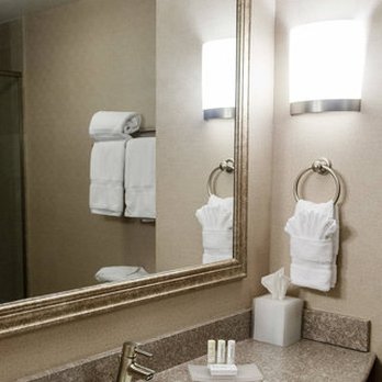Fairfield by Marriott Inn & Suites Somerset - Hotels Near Me - Somerset, New Jersey