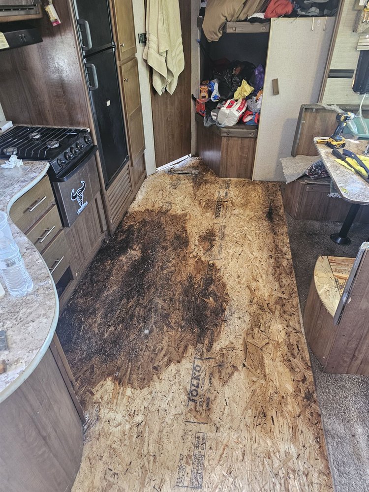 Slide of First Choice RV