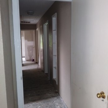 R's Construction - AFTER HALLWAY - General Contractors Near Me - giddings , Texas
