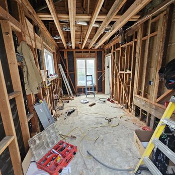 Precise Remodeling & Design - Demolition of old kitchen. - General Contractors Near Me - north hollywood, California Precise Remodeling & Design - Demolition of old kitchen. - General Contractors Near Me - north hollywood, California
