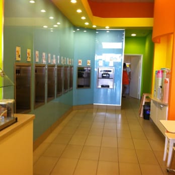 Tutti Frutti Frozen Yogurt - Interior - Ice Cream & Frozen Yogurt Near Me - Rosenberg, Texas Tutti Frutti Frozen Yogurt - Interior - Ice Cream & Frozen Yogurt Near Me - Rosenberg, Texas