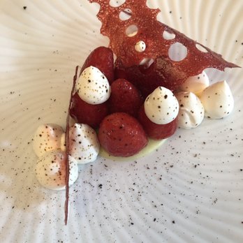 Le Cinq - Strawberries and cream - French Near Me Le Cinq - Strawberries and cream - French Near Me