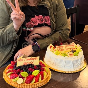 Schubert's Bakery - Lemon cake and fruit tart - Bakeries Near Me - San Francisco, California Schubert's Bakery - Lemon cake and fruit tart - Bakeries Near Me - San Francisco, California