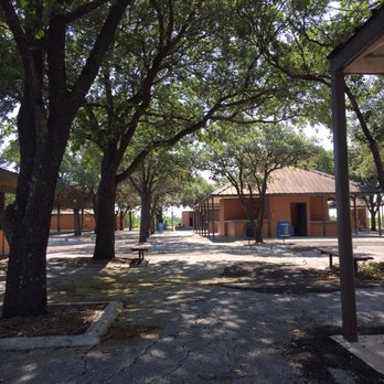 Rosedale Park - Tree-lined path - Parks Near Me - San Antonio, Texas Rosedale Park - Tree-lined path - Parks Near Me - San Antonio, Texas