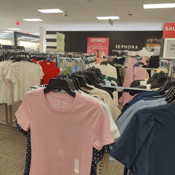 Kohl's - Shopping with my wife and daughter - Department Stores Near Me - ROCHESTER, New York Kohl's - Shopping with my wife and daughter - Department Stores Near Me - ROCHESTER, New York