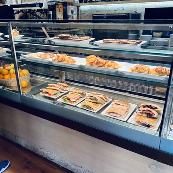 La Badia - Inside - Cafeteria Near Me - Florence, FI