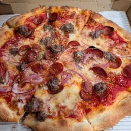 The Pinocchio with the fennel sausage pepperoni and we added some onion