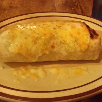Casa de Lago - Garden Burrito without sauce (lettuce, tomato, guacamole and cheese) - Mexican Near Me - Oak View, California