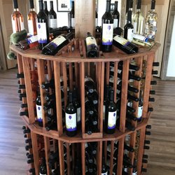 LaNoue Dubois Winery