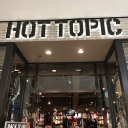 Hot Topic - Baby haters!