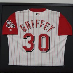 Framing Center - Frame your favorite player or team jersey.