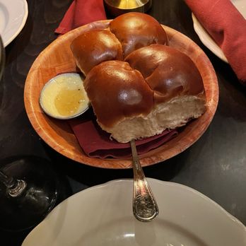 Trivoli Tavern - Bread rolls - American Near Me - Chicago, Illinois