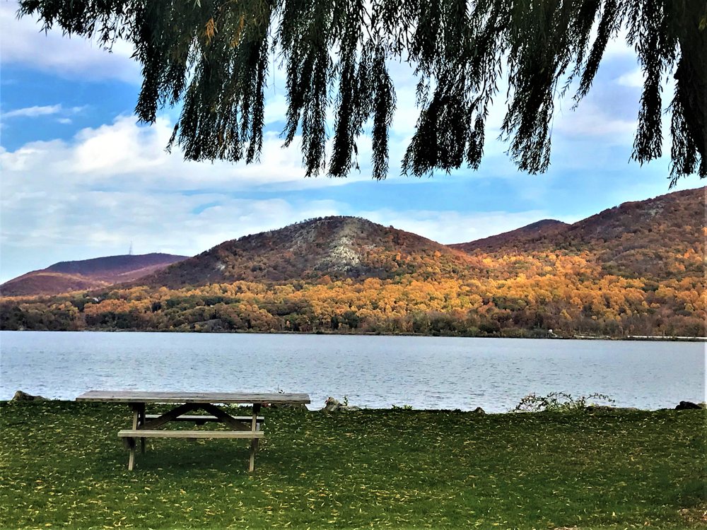 DONAHUE MEMORIAL PARK Updated October 2024 99 Shore Rd, Cornwallon
