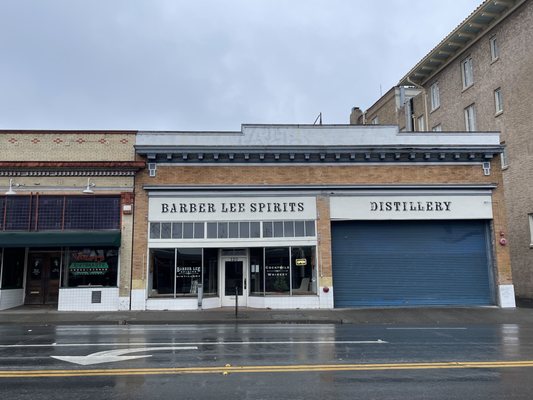 Barber Lee Spirits by null