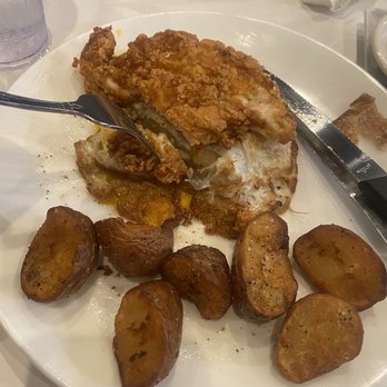 Phoebe's Diner - -Chicken Biscuit- - Diners Near Me - Austin, Texas Phoebe's Diner - -Chicken Biscuit- - Diners Near Me - Austin, Texas