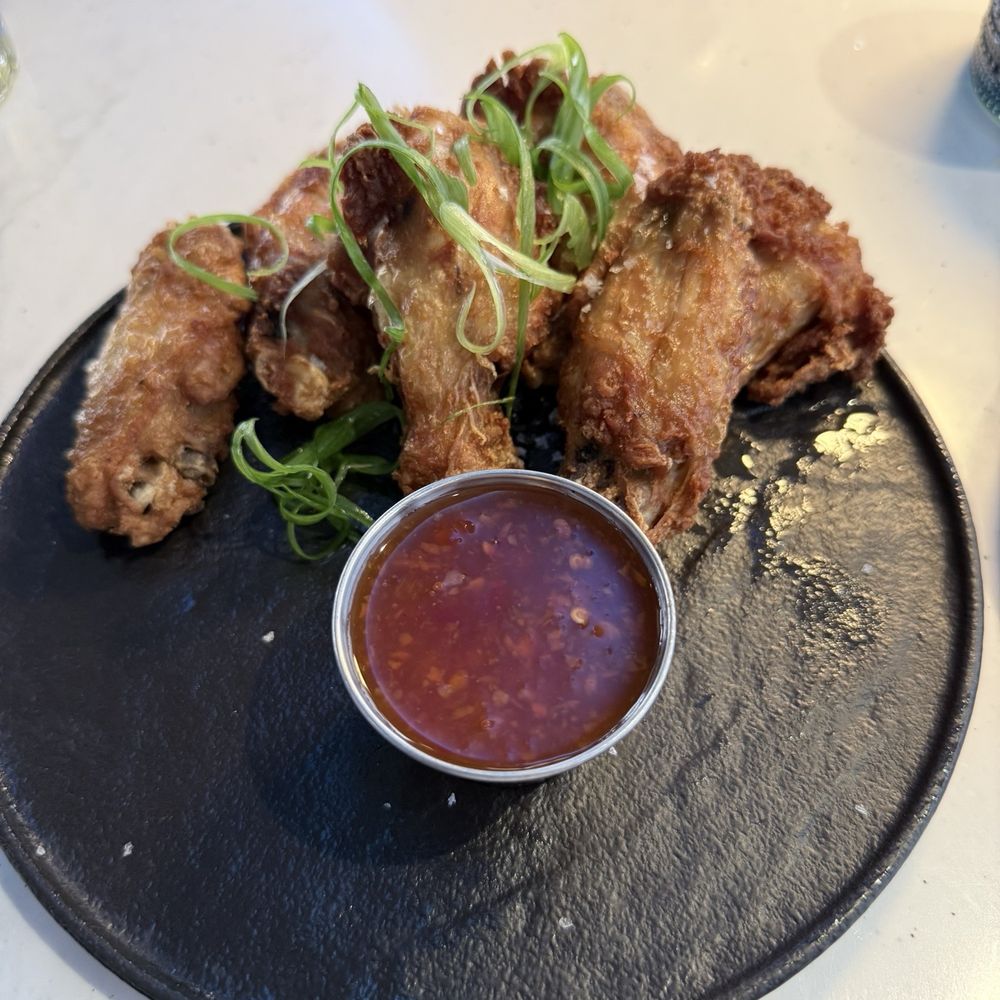 Skydome Restaurant - Chicken wings - Lounges Near Me - Arlington, Virginia Skydome Restaurant - Chicken wings - Lounges Near Me - Arlington, Virginia