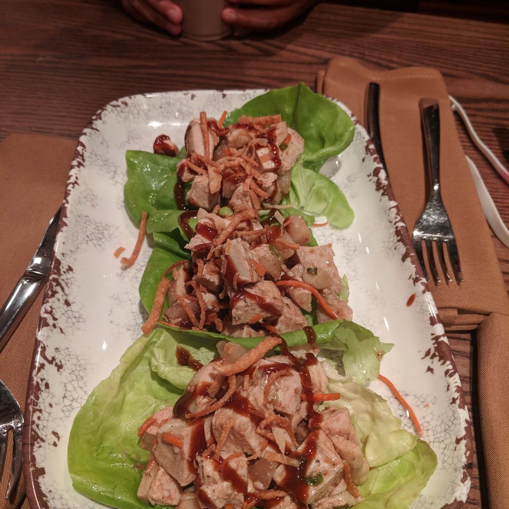 Dragon's Den - Cold chicken lettuce wraps - American Near Me - Carlsbad, California