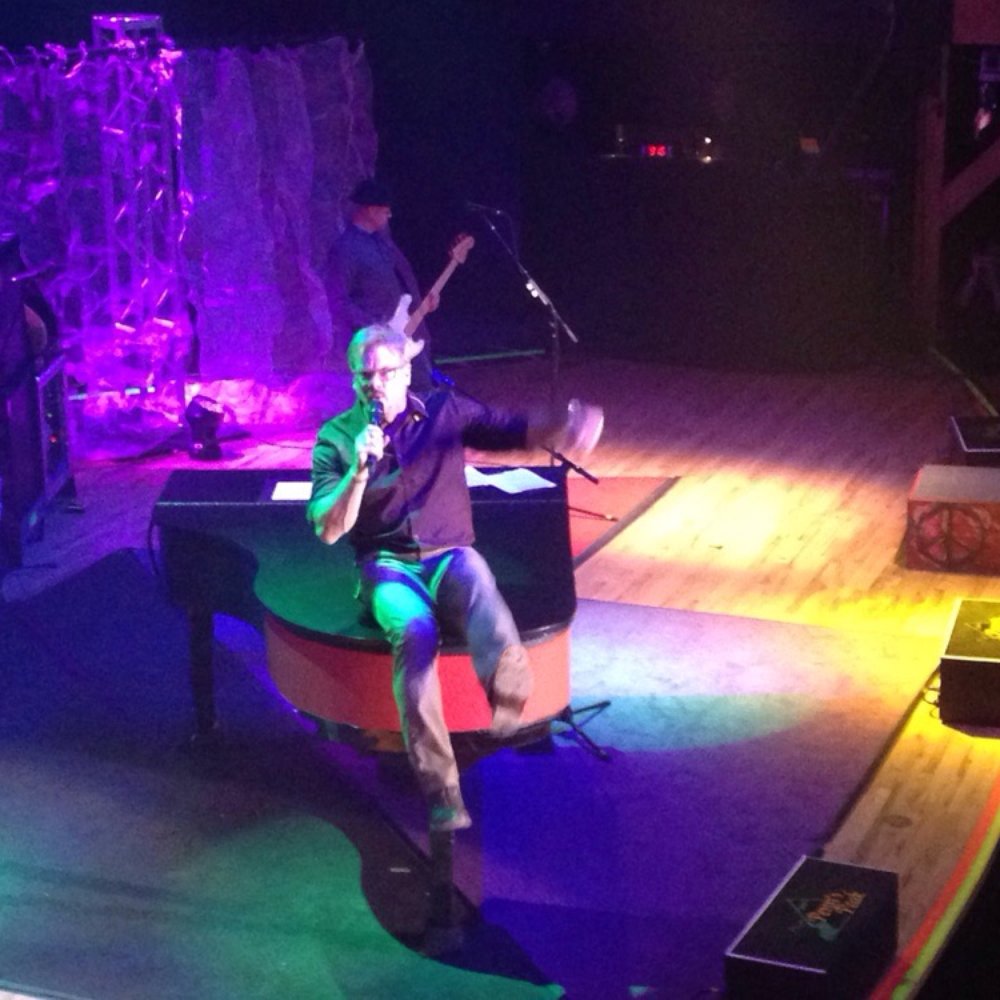Penn's Peak - He was just singing on top of his piano @philvassar - Music Venues Near Me - Jim Thorpe, Pennsylvania Penn's Peak - He was just singing on top of his piano @philvassar - Music Venues Near Me - Jim Thorpe, Pennsylvania
