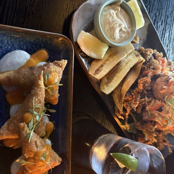Meski Restaurant - Chicken Sambusas and Calamari - Ethiopian Near Me - San Francisco, California